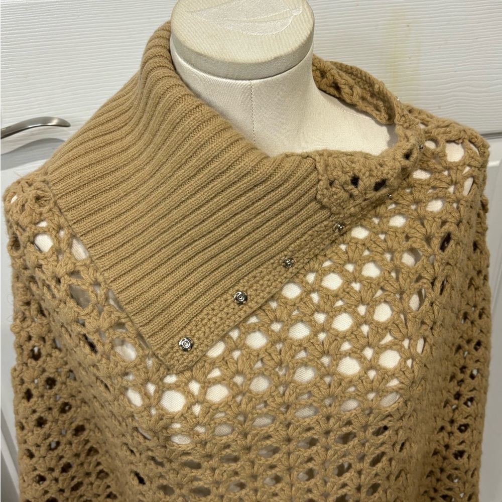Club Monaco Wool Crochet Poncho Tan O/S EUC - Picture 6 of 11